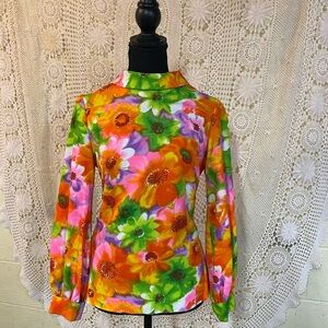 Vibrant Floral Long Sleeve 70s Top